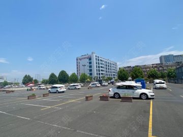 杭州迅達(dá)駕校全解析 報(bào)名價(jià)格、培訓(xùn)質(zhì)量與學(xué)員評(píng)價(jià)